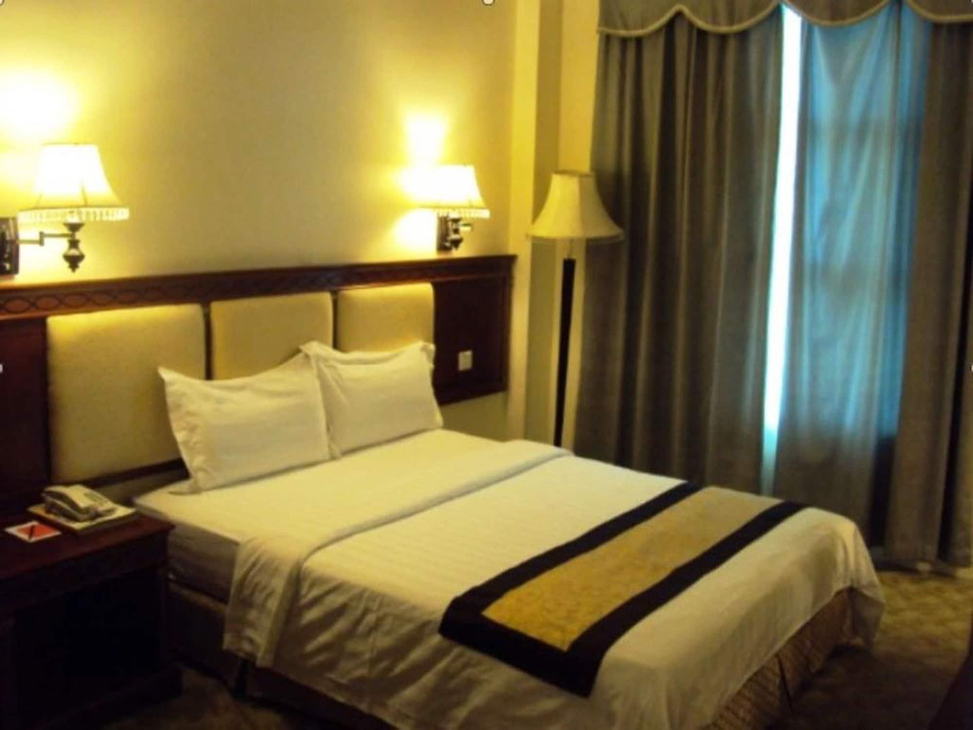 Mb Hotel Тавау Екстер'єр фото