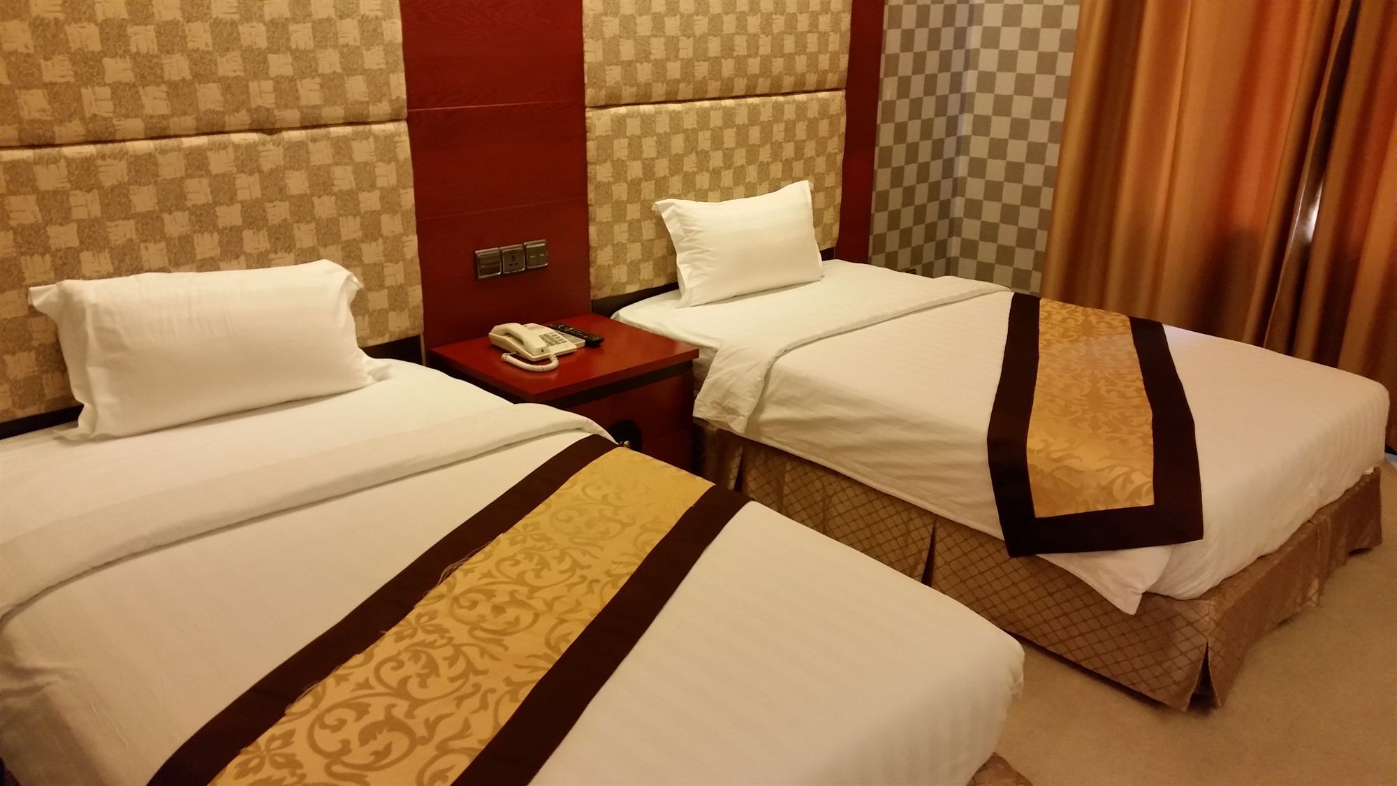Mb Hotel Тавау Екстер'єр фото