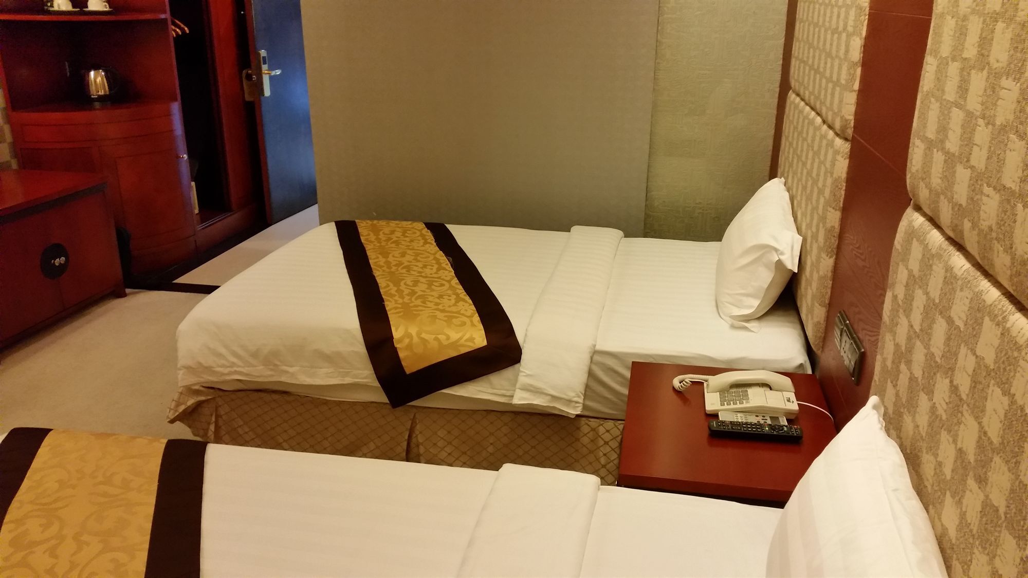 Mb Hotel Тавау Екстер'єр фото