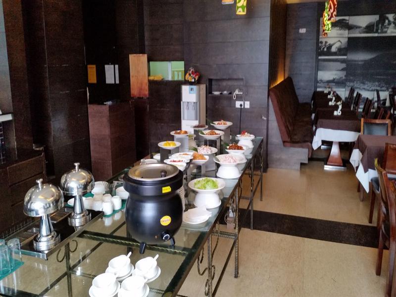 Mb Hotel Тавау Екстер'єр фото